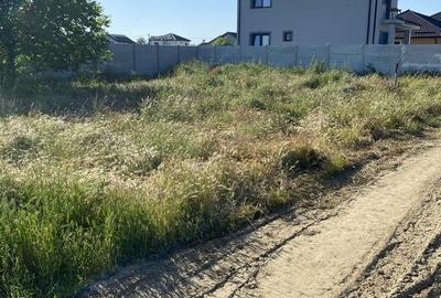Teren de 410 mp, în Braniște (Podari)