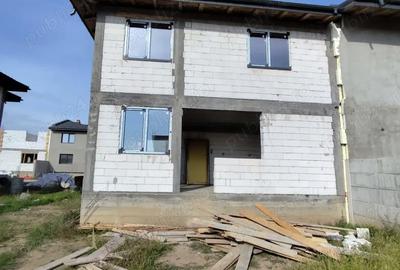 Casă cu Teren 350 Mp în Central - 5