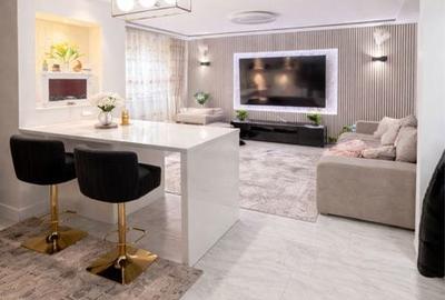 Apartament cu 4 camere decomandat în Central - 1