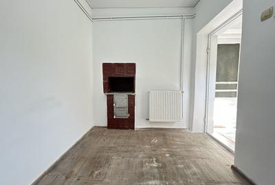 Casă cu 3 camere cu Canalizare în Delfinariu - 8