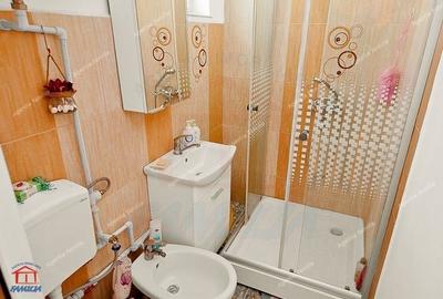 Apartament cu 3 camere semidecomandat, mobilat în Micro 21 - 14