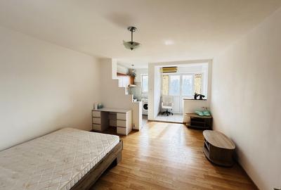 Garsonieră semidecomandată în Titan - 1