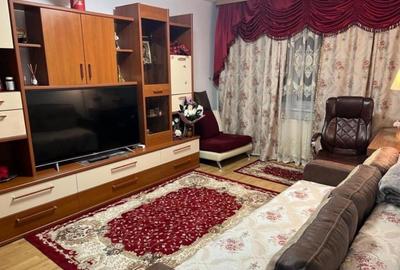 Apartament cu 2 camere decomandat în Viziru 3
