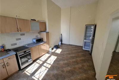 Semicentral, 4 camere, P-ta Maria-P-ta Sinaia, et 1 - 5