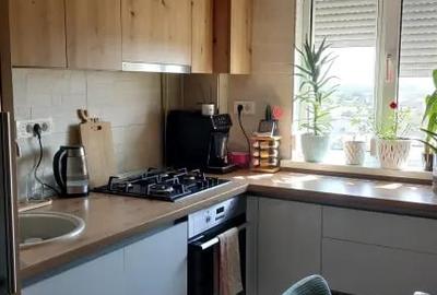 Apartament cu 3 camere decomandat în Plantelor - 3