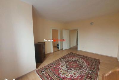Casă cu 6 camere cu Teren 824 Mp în Central - 13