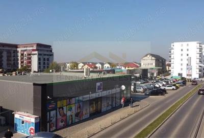 Spațiu comercial, de 50 mp, în Central - 8