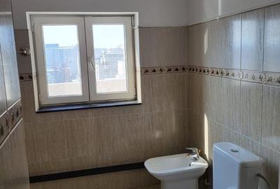 Apartament cu 4 camere decomandat, mobilat în Decebal - 10