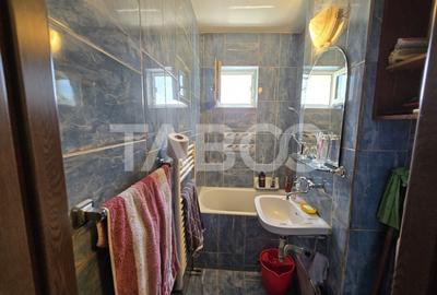 Apartament de vanzare 36 mpu 2 camere etaj 2 in Avrig zona Sticla - 11