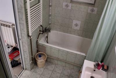 Spațiu comercial, de 100 mp, în Nord - 1