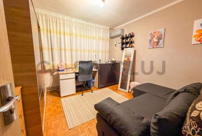 Iulius Mall - Etaj Intermediar, Priveliste Asupra Orasului - 1