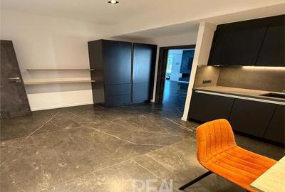 Apartament cu 2 camere decomandat în Tei - 4