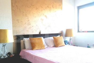 2 CASE la pret de una DRAGANESTI PH - 10