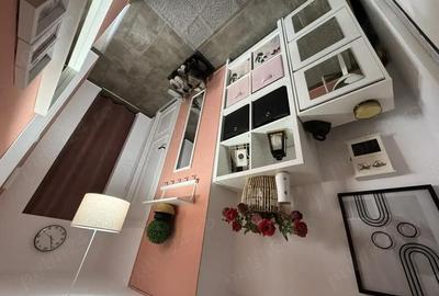 Apartament cu 2 camere semidecomandat în 1 Mai