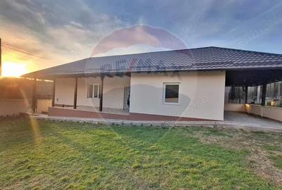 Casă cu Teren 800 Mp în Gălățeni - 17