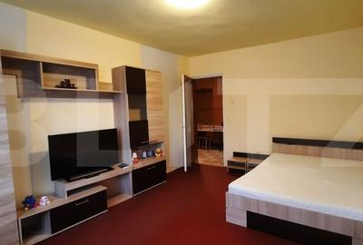 Apartament cu 4 camere în Micro 15 - 5