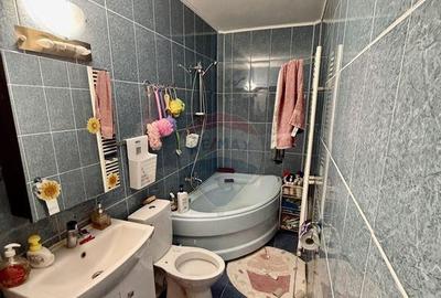 Apartament cu 3 camere decomandat în Brăilei - 12