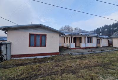 Casă cu 4 camere în Câmpuri - 4