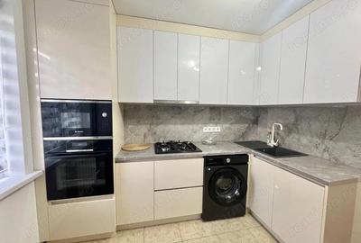 De vanzare apartament cu 2 camere in zona Spitalului Judetean - 1