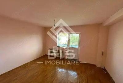 Apartament cu 3 camere decomandat în Central - 11