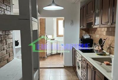 Duplex 4 camere de inchiriat zona Centrala-Irish Pub, vedere la mare - 2