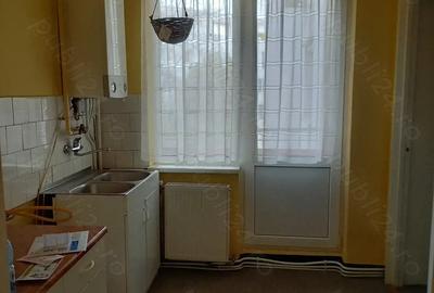 Apartament cu 3 camere decomandat în Central - 6