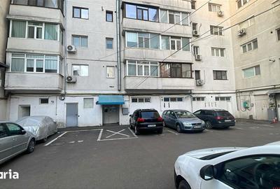 Spațiu comercial, de 223 mp, în Central - 5