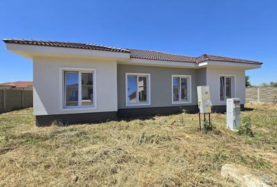 Duplex pe parter Mosnita Noua - 2