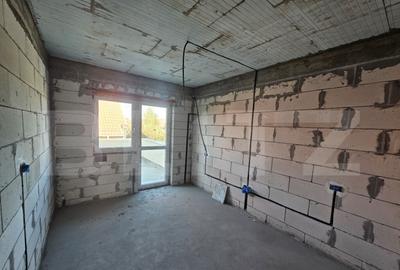 Casă cu 5 camere cu Teren 316 Mp în Bariera Vâlcii