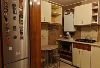 APARTAMENT 3 CAM, SEMIDECOMANDAT,ETAJUL 1, PODU ROS, PET FRIENDLY(PISICA) - 4