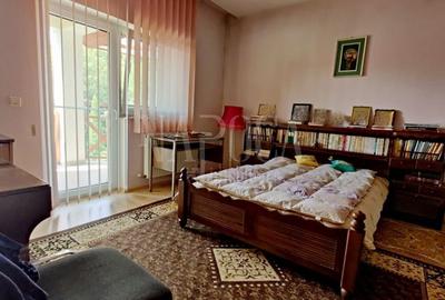 Casă individuală cu 10 camere cu Canalizare în Grigorescu - 15