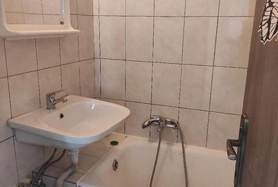 Garsonieră decomandată în Dacia - 11