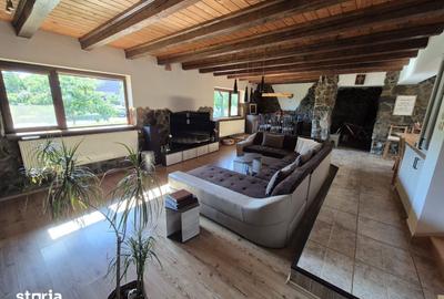 Casă cu 4 camere cu Teren 317 Mp în Central - 3