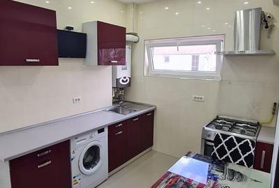 Garsonieră decomandată în Universitate