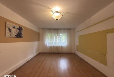 Apartament cu 3 camere decomandat în Astra - 6