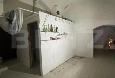 Spațiu comercial, de 56 mp, în Central - 2