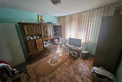 Apartament cu 3 camere decomandat, mobilat în Sud - 3