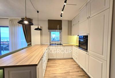 Apartament cu 3 camere semidecomandat, mobilat în Bună Ziua