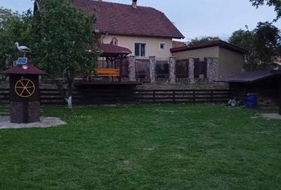Casă cu 4 camere în Poieni - 5