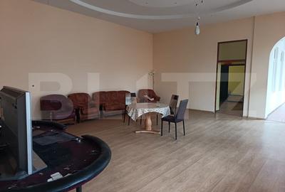 Casa cu 4 camere, 191 mp, zona Centrala, 0% Comision - 12