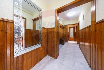 Apartament cu 4 camere semidecomandat, mobilat în Răcădău - 10