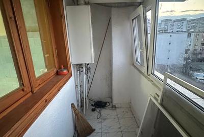 Apartament cu 3 camere decomandat în 1 Decembrie - 7