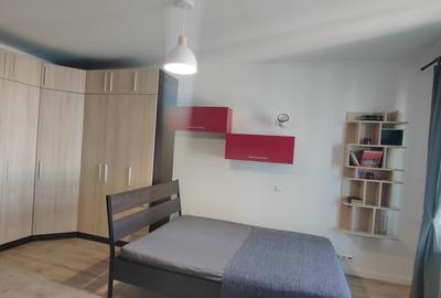 Garsonieră semidecomandată, mobilată în Văcăresti