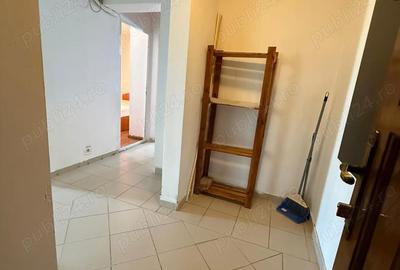 Apartament cu 2 camere decomandat în Republicii - 3