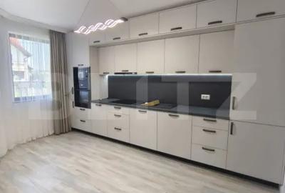 Casă cu 6 camere cu Teren 400 Mp în Rădăuți - 3