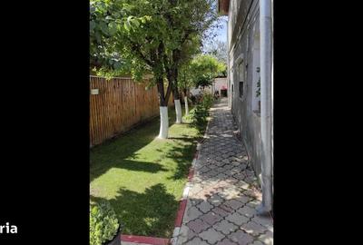 Casă cu 4 camere cu Teren 315 Mp în Central - 11