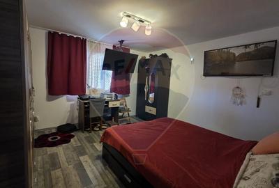 Casa / Vila cu 4 camere de vanzare - 6