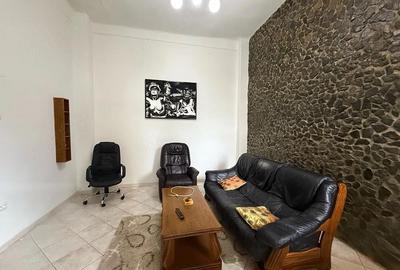 Apartament cu 4 camere decomandat în Podgoria - 2