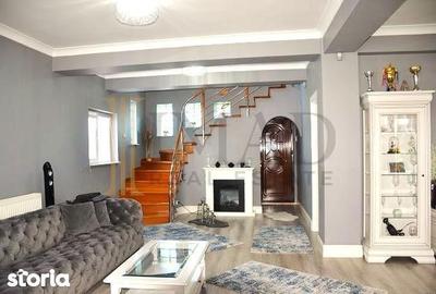 Casă cu 8 camere cu Teren 230 Mp în Aninoasa - 8