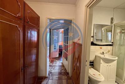 Apartament cu 2 camere decomandat în Calea Severinului - 3